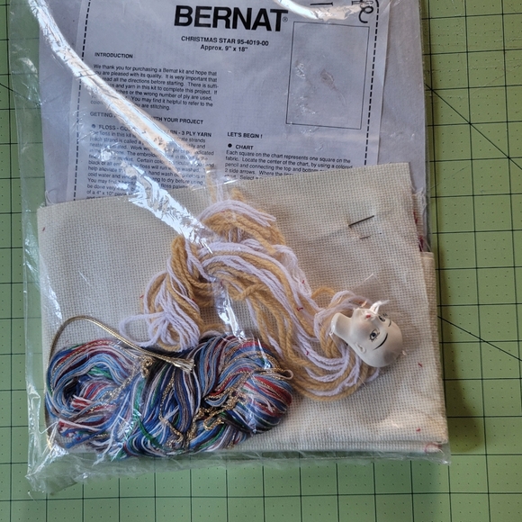 Vintage Bernat Christmas Angel Counted Cross Stitch Stocking - Picture 3 of 5